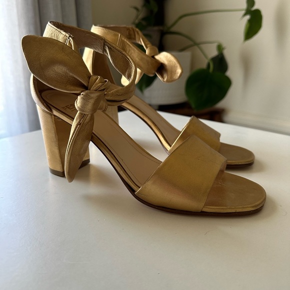 Festa Made in Italy Block Sandal Shoes Open Toes in Gold Size EU 37 1/2 - Picture 5 of 16